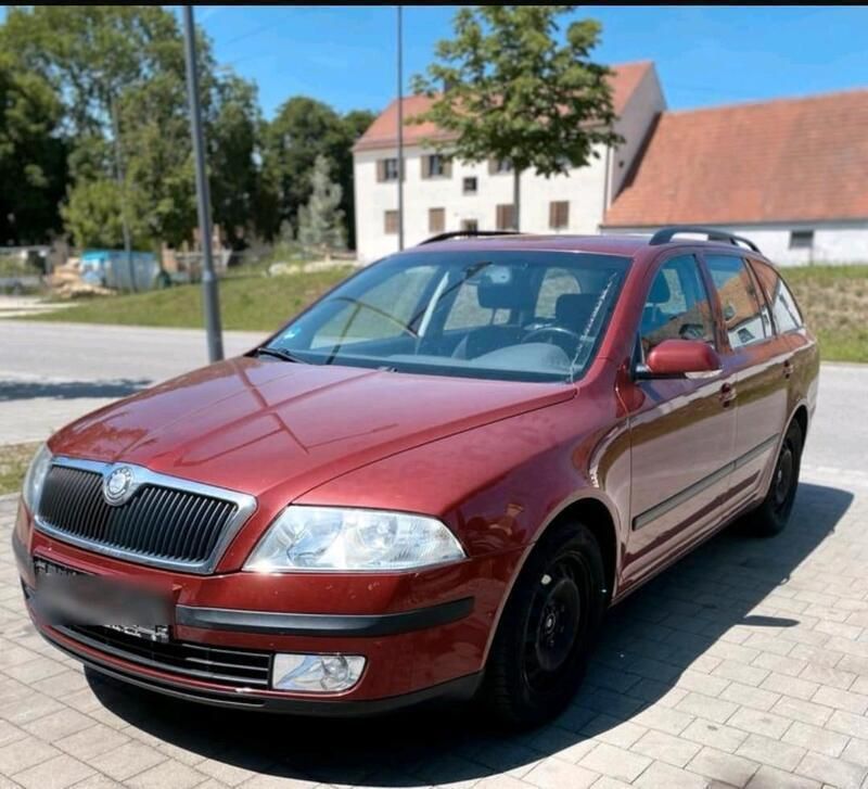 Andere außenfarben Gebraucht 2005 Skoda Octavia Kombi | 1.950 € (Fairer Preis) - Bild 1/4
