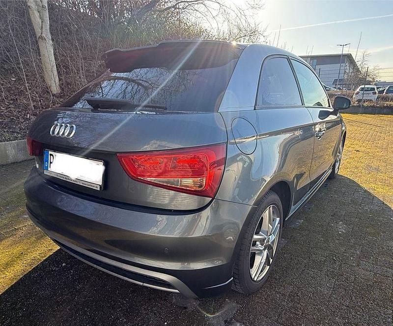 Gebraucht Audi A1 S-Line 185 PS (136 kW) 2014 Grau Kleinwagen