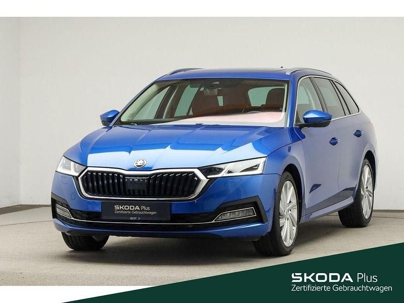 Raceblau metallic Gebraucht 2023 Skoda Octavia Style Kombi | 26.999 € (Fairer Preis) - Bild 1/4