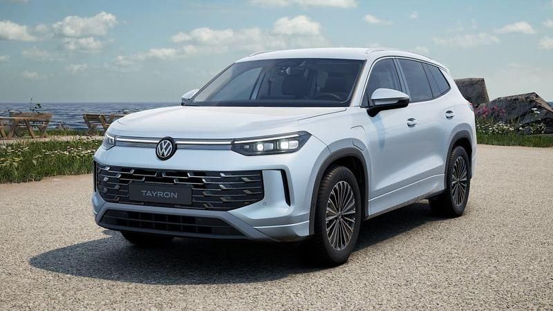 Oyster silver metallic Neu 2025 VW Tayron Elegance SUV | 57.790 € (Superpreis) - Bild 1/4