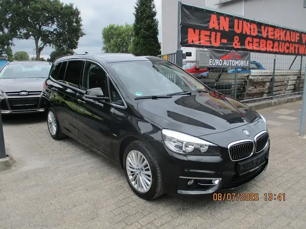 Gebraucht BMW 218 Gran Tourer Luxury Line 150 PS (110 kW) 2016 Schwarz Van / Kleinbus