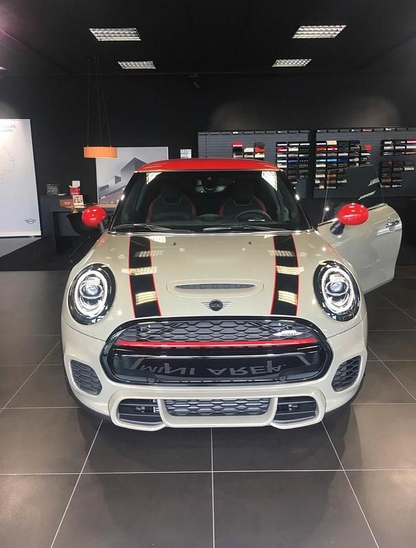 Gebraucht Mini John Cooper Works 231 PS (169 kW) 2018 Grau Kleinwagen