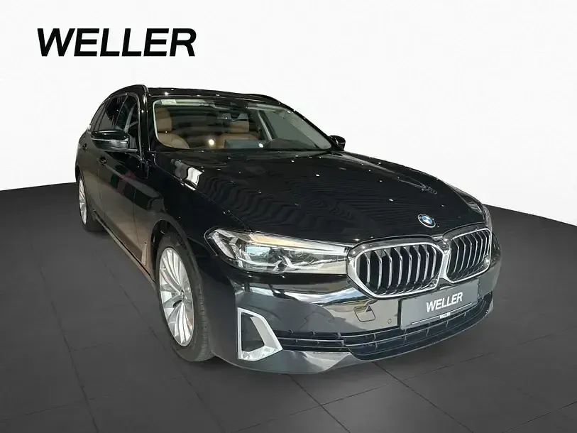 Gebraucht BMW 520 Comfort Edition 190 PS (139 kW) 2022 Bmw bmw 520d tou (schwarz) Kombi