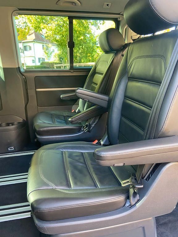 Gebraucht VW T6 150 PS (110 kW) 2019 Grau Van