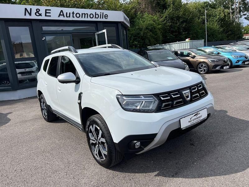 Weiß Gebraucht 2021 Dacia Duster Prestige SUV | 7.990 € - Bild 1/4