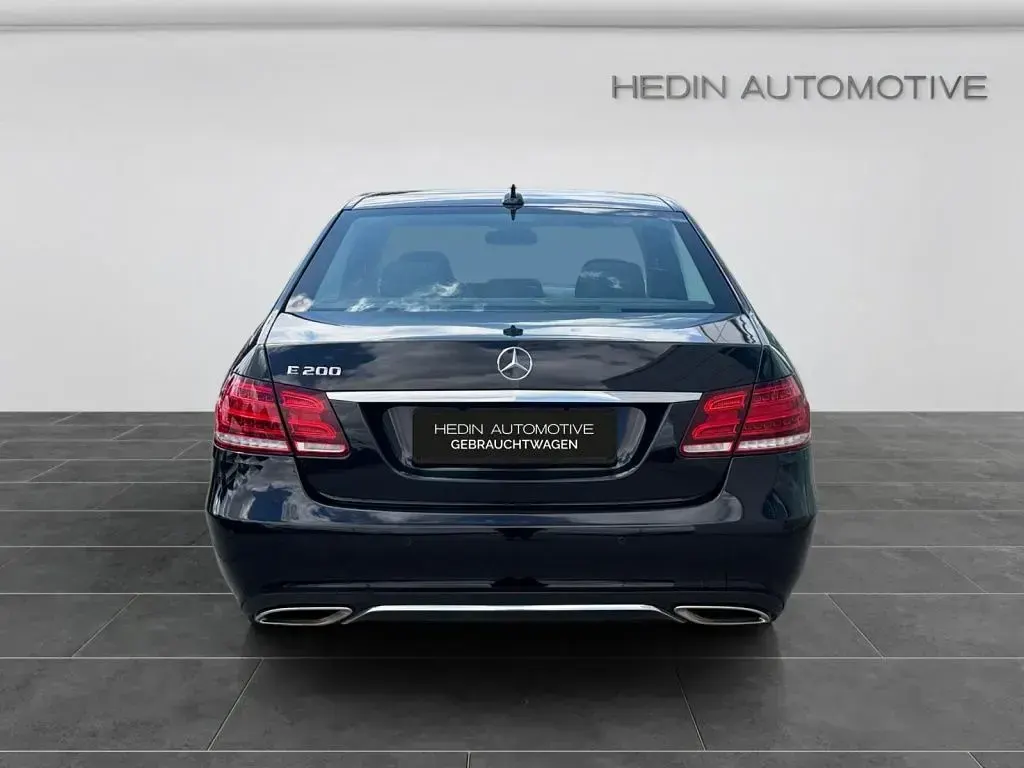 Gebraucht Mercedes E200 184 PS (135 kW) 2016 Schwarz Limousine