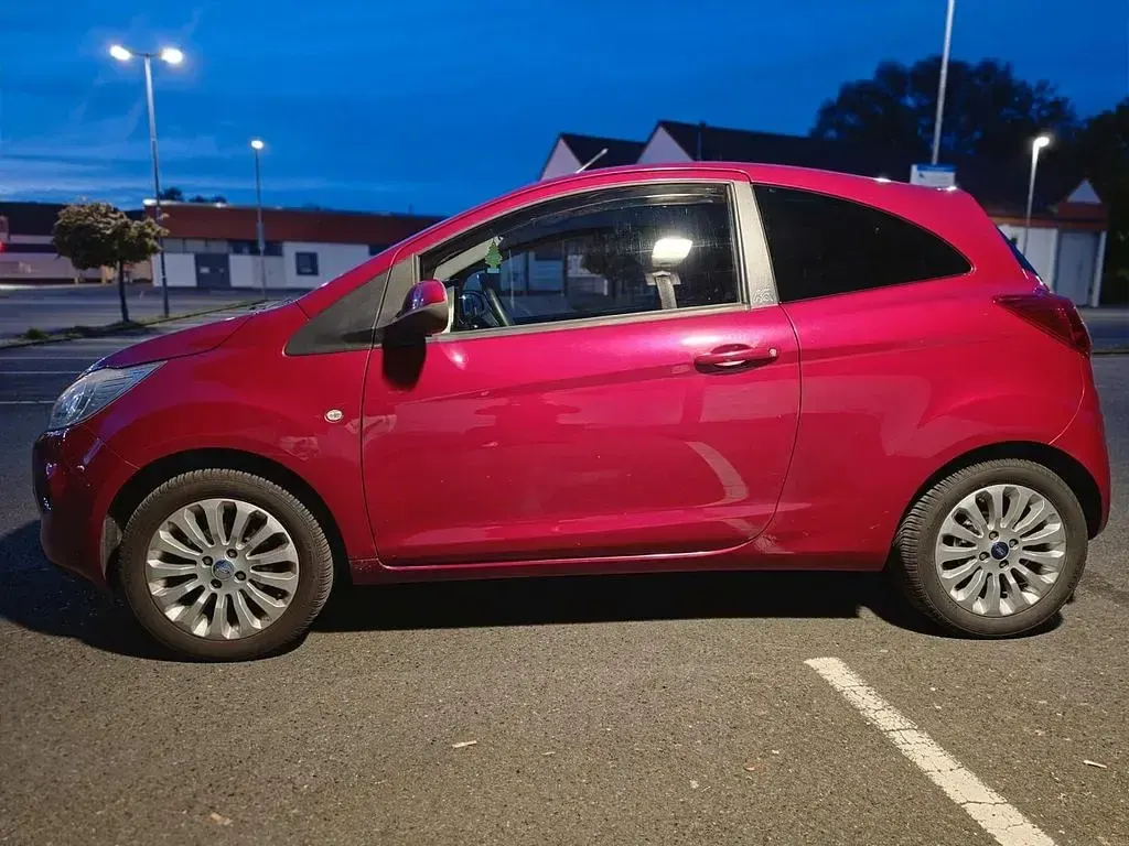 Gebraucht Ford Ka 69 PS (50 kW) 2010 Rot Kleinwagen