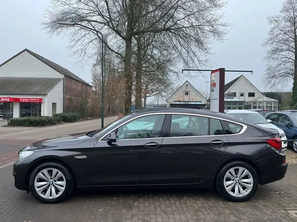 Gebraucht BMW 535 Executive 306 PS (225 kW) 2014 Braun Limousine