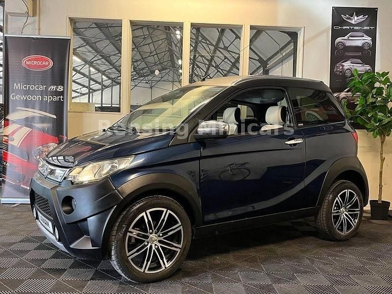 Blau Gebraucht 2017 Aixam Crossline Kleinwagen | 9.950 € (Guter Preis) - Bild 1/4