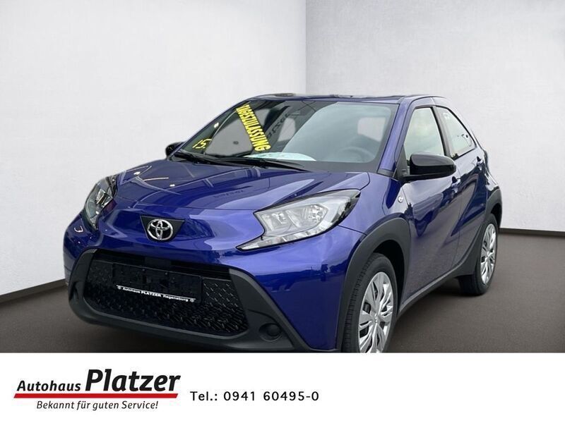 Schwarz Neu 2024 Toyota Aygo Business Edition Kleinwagen | 15.780 € - Bild 1/4