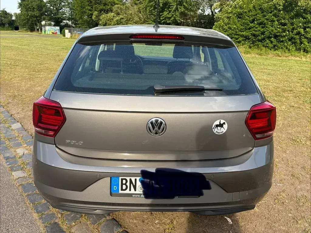 Gebraucht VW Polo Comfortline 65 PS (47 kW) 2019 Silber Kleinwagen