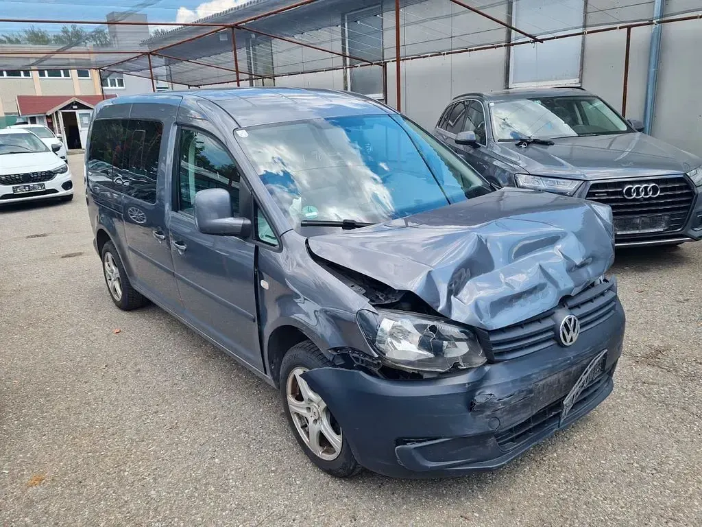 Gebraucht VW Caddy Trendline 102 PS (75 kW) 2015 Grau Van / Kleinbus