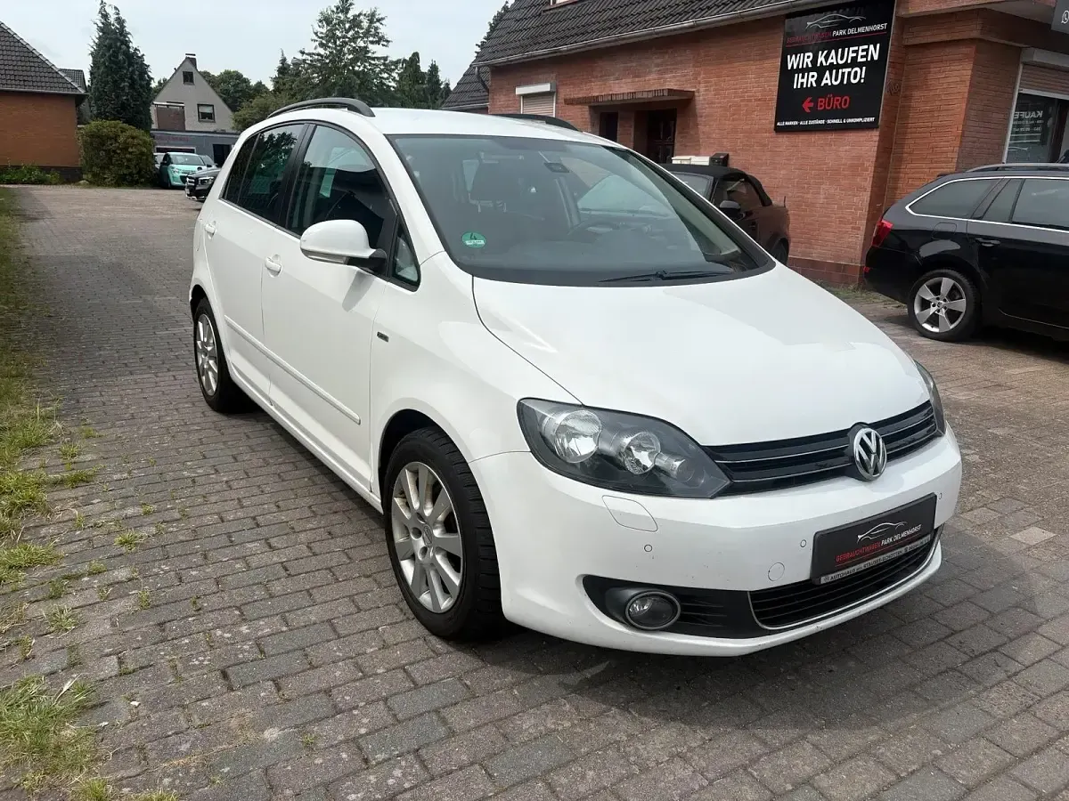 Gebraucht VW Golf VII Life 122 PS (89 kW) 2014 Weiß Limousine