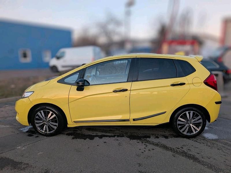 Gebraucht Honda Jazz Elegance 100 PS (73 kW) 2015 Gelb Kleinwagen