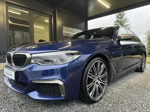 Używany BMW M550 Performance 400 KM (294 kW) 2018 Niebieski Sedan/Limuzyna
