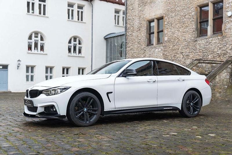 Weiß Gebraucht 2018 BMW 430 M Performance Coupé | 24.300 € (Fairer Preis) - Bild 1/4