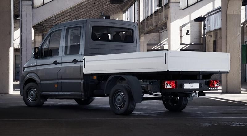 Neu MAN TGE 177 PS (130 kW) 2025 Indiumgrau metallic Van