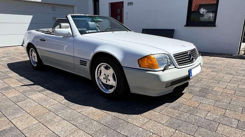 Weiß Gebraucht 1991 Mercedes SL300 Cabrio | 16.900 € - Bild 1/4