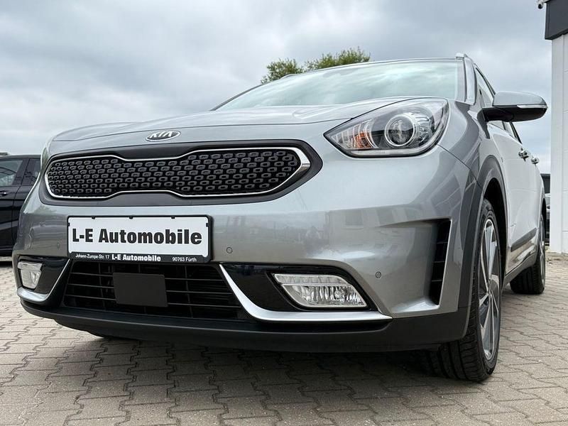 Grau Gebraucht 2019 Kia Niro Spirit SUV | 16.470 € (Guter Preis) - Bild 1/4