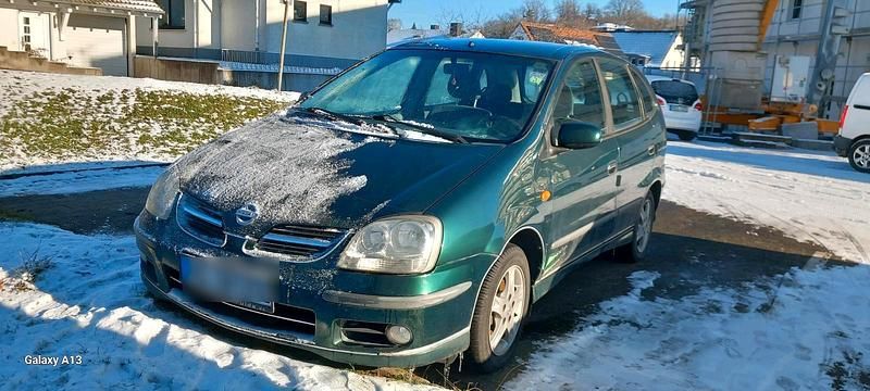 Grün Gebraucht 2003 Nissan Almera Tino Van / Kleinbus | 800 € (Fairer Preis) - Bild 1/1