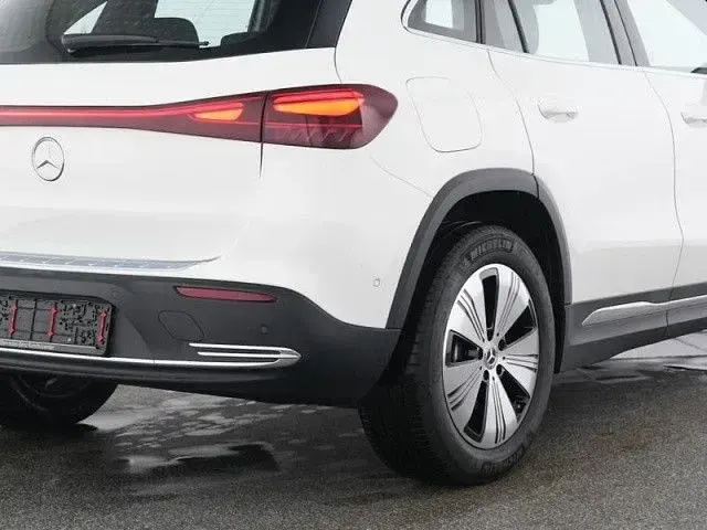 Gebraucht Mercedes EQA250 139 kW (190 PS) 2025 SUV