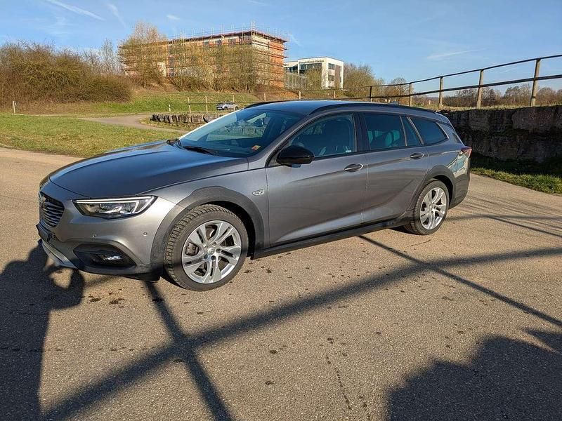 Gebraucht Opel Insignia Exklusiv 170 PS (125 kW) 2017 Grau Kombi