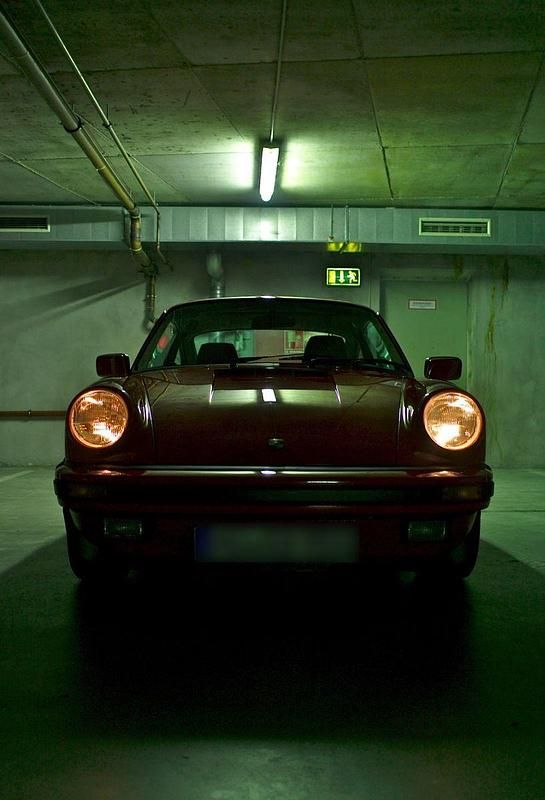 Rot Gebraucht 1989 Porsche 911 Carrera Coupé | 88.000 € - Bild 1/4