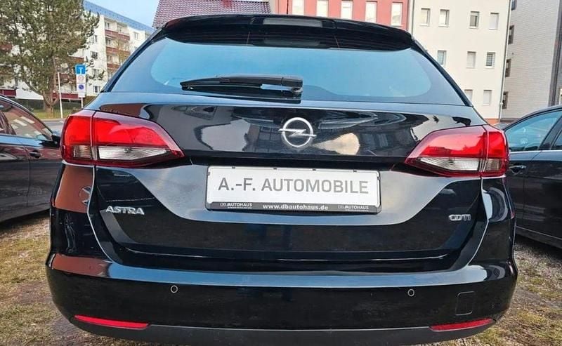 Gebraucht Opel Astra Edition 110 PS (80 kW) 2018 Schwarz Kombi