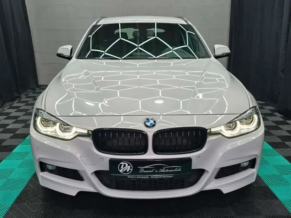 Gebraucht BMW 318 M Sport 136 PS (100 kW) 2019 Weiß Kombi