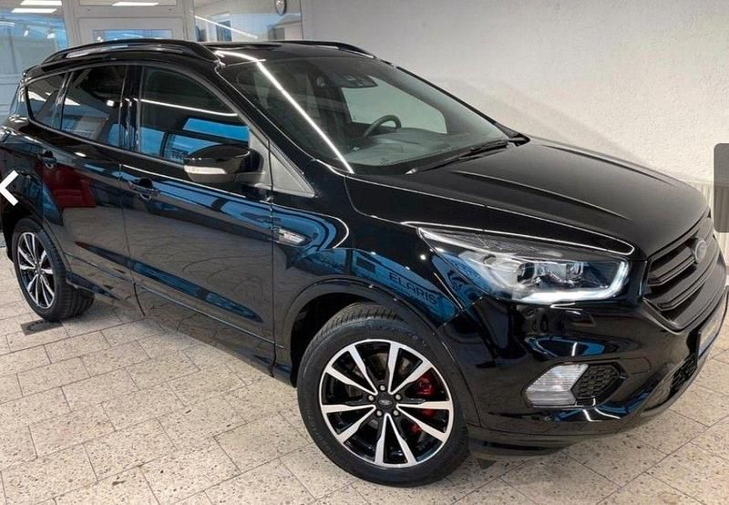 Gebraucht Ford Kuga ST-Line 179 PS (131 kW) 2019 Schwarz SUV