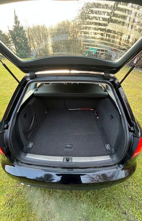 Gebraucht Audi A4 140 PS (102 kW) 2008 Schwarz Kombi