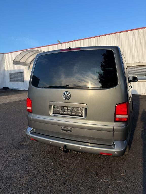 Second-hand VW T5 179 CP (131 kW) 2010 Gri Van