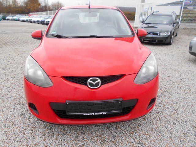 Gebraucht Mazda 2 Impuls 75 PS (55 kW) 2009 Rot Limousine