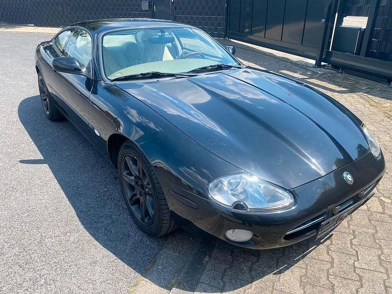 Gebraucht Jaguar XK8 298 PS (219 kW) 1999 Schwarz Coupé