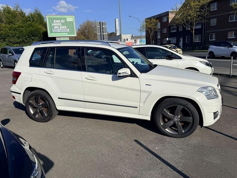 Gebraucht Mercedes GLK220 170 PS (125 kW) 2012 Weiß SUV
