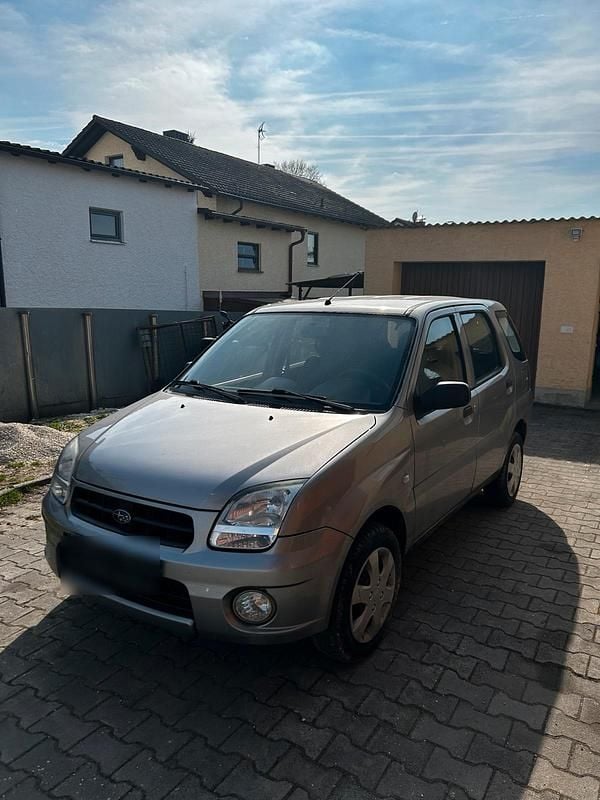 Gebraucht Subaru Justy 95 PS (69 kW) 2004 Grau Kleinwagen