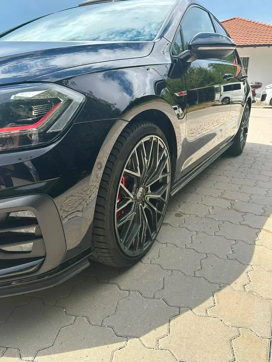 Gebraucht VW Golf VII GTI 245 PS (180 kW) 2018 Schwarz Limousine