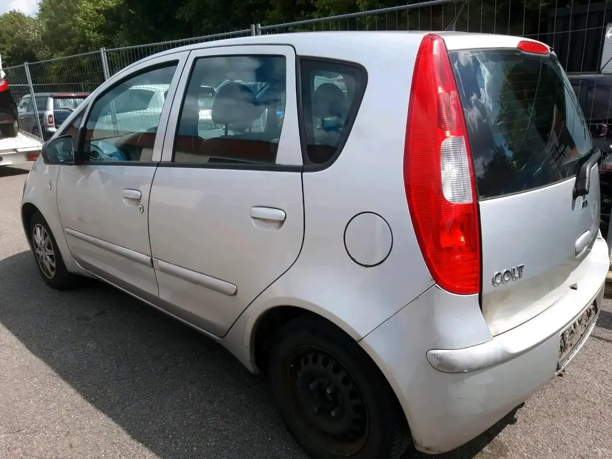Gebraucht Mitsubishi Colt 96 PS (70 kW) 2007 Grau Kleinwagen