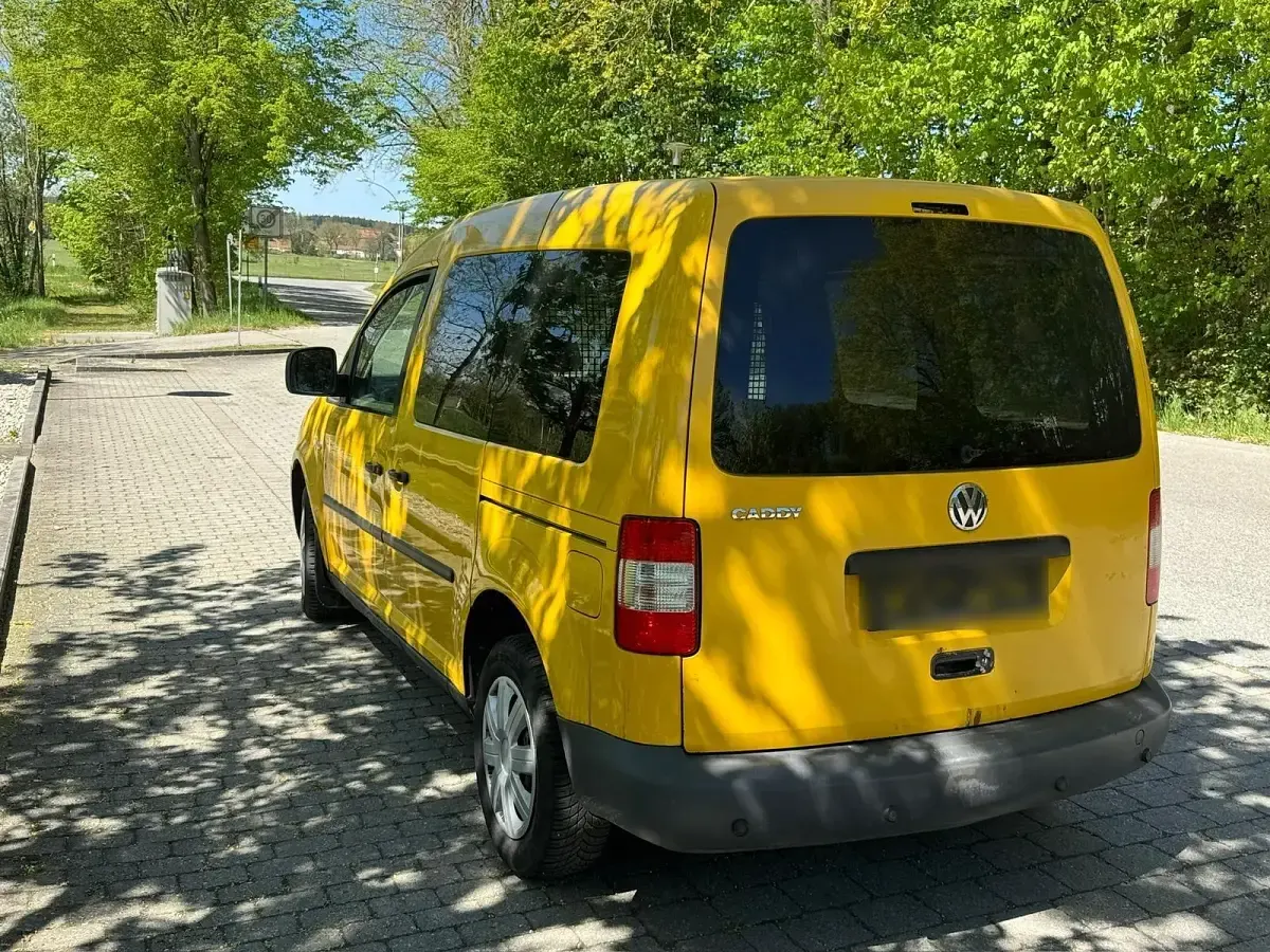 Occasion VW Caddy 70 ch (51 kW) 2007 Jaune Monospace