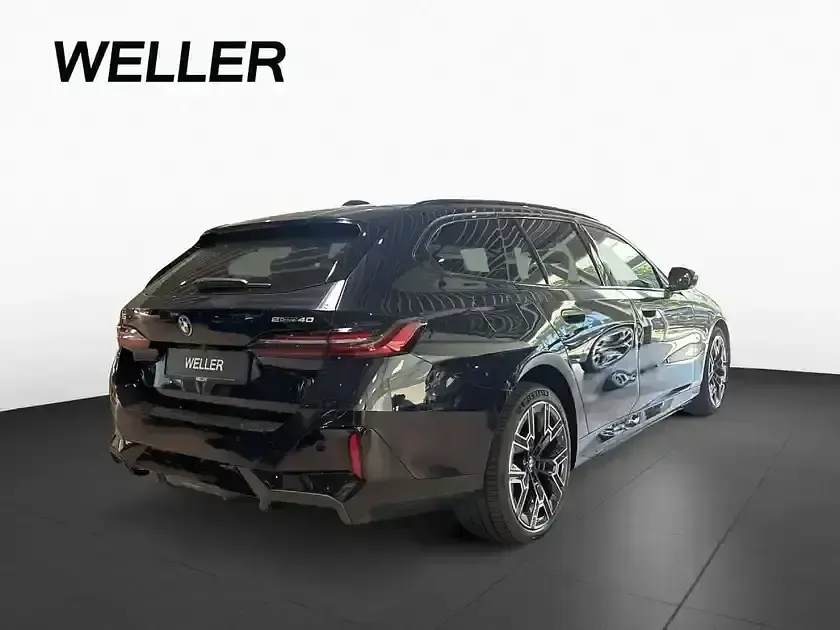 Neu BMW i5 M Sport 250 kW (340 PS) 2026 Carbonschwarz (schwarz) Kombi