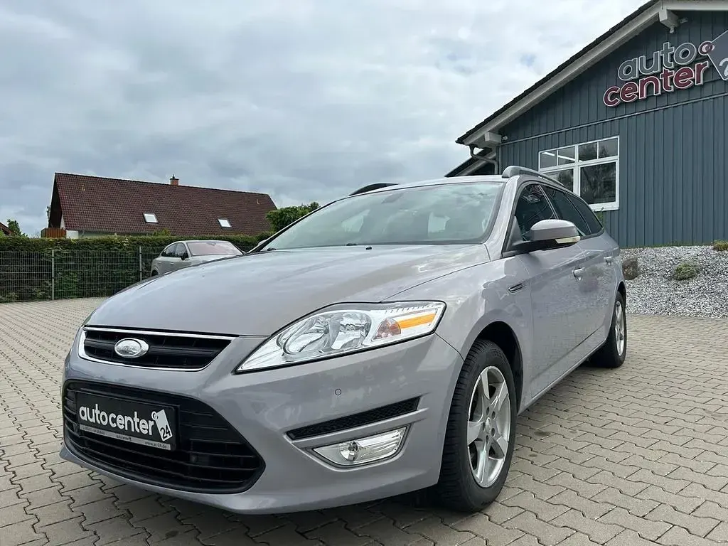 Gebraucht Ford Mondeo 145 PS (106 kW) 2010 Silber Limousine