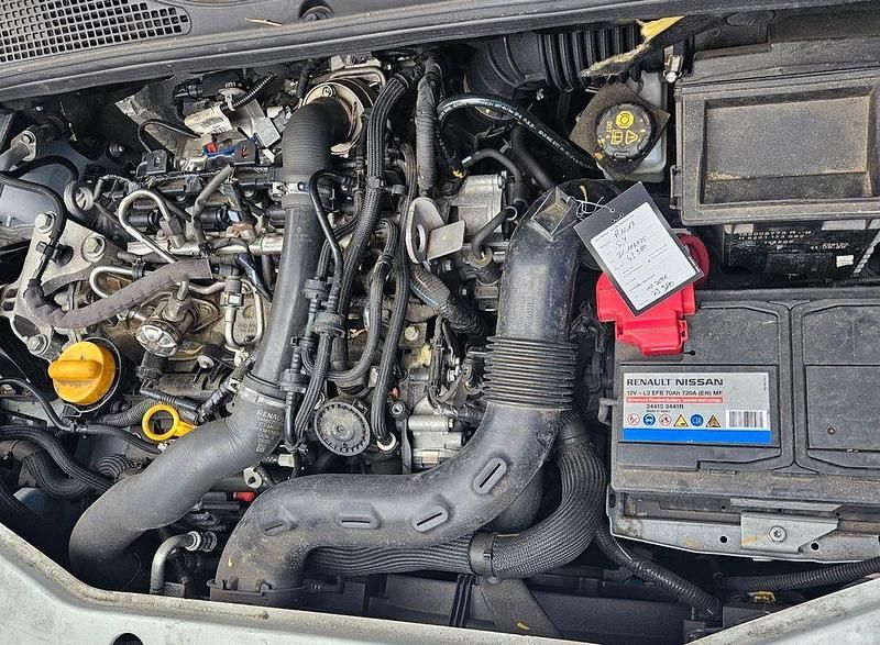 Gebraucht Dacia Dokker Comfort 102 PS (75 kW) 2021 Weiß Van / Kleinbus