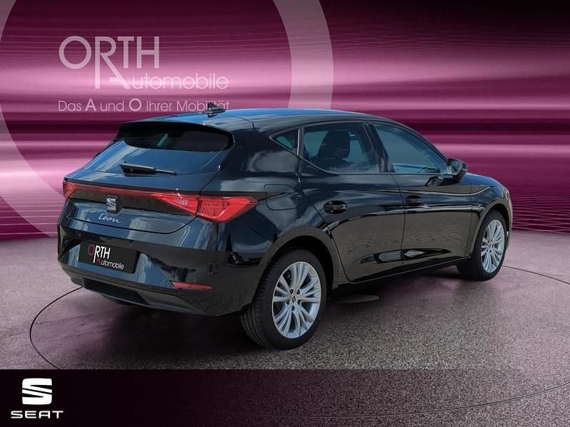 Gebraucht Seat Leon Style 150 PS (110 kW) 2025 Schwarz Limousine