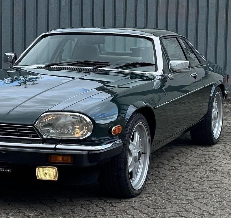 Second-hand Jaguar XJS 1988 Verde Coupe