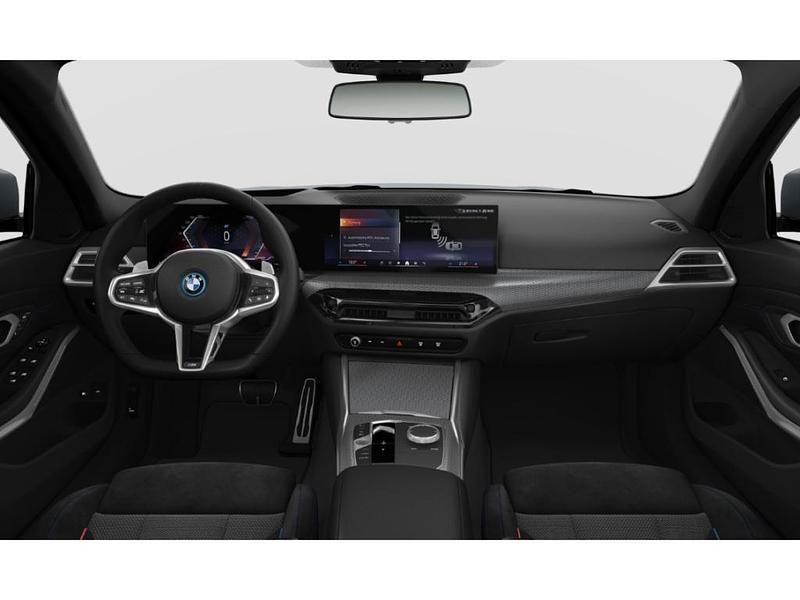 Gebraucht BMW 330e Performance 292 PS (214 kW) 2024 Grau Kombi