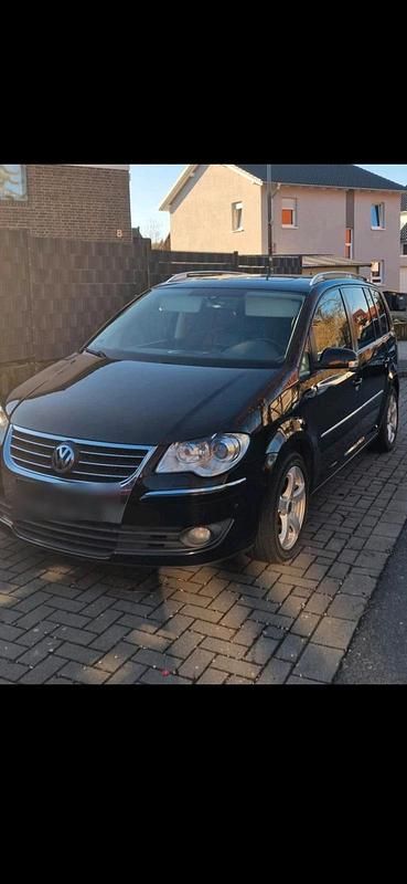Gebraucht VW Touran 140 PS (102 kW) 2008 Schwarz Van / Kleinbus