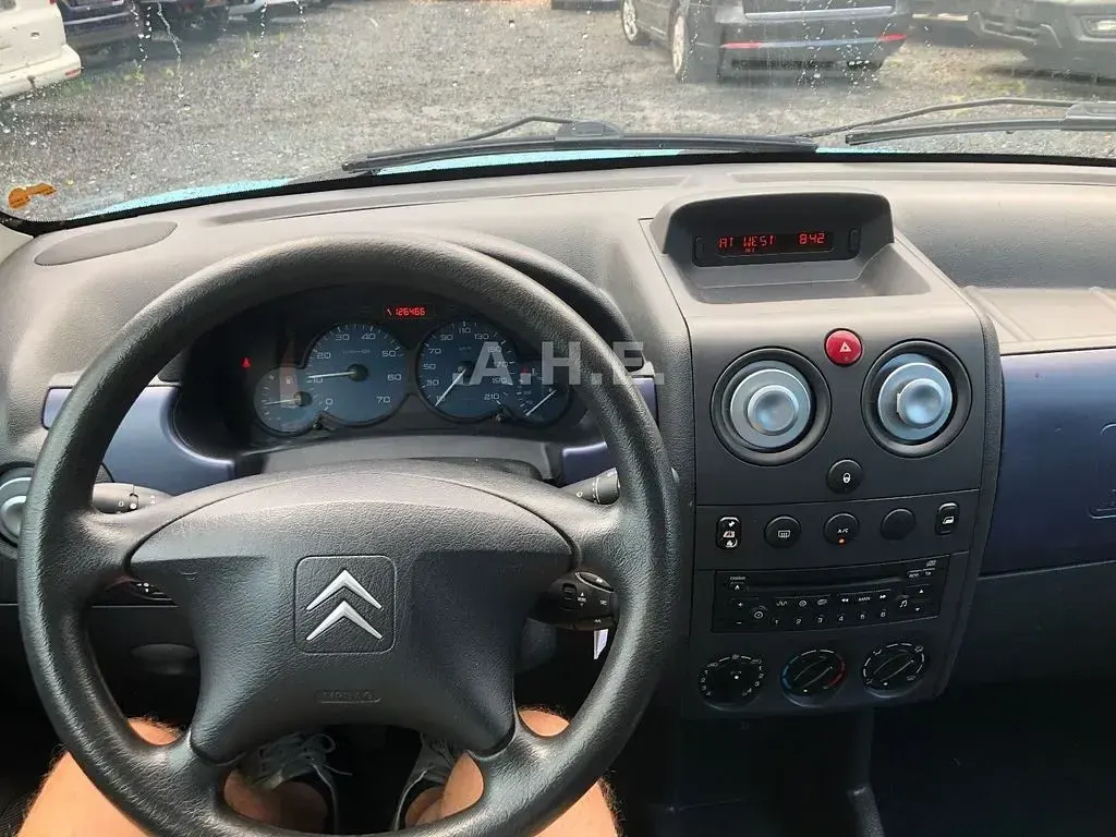 Gebraucht Citroën Berlingo 75 PS (55 kW) 2006 Grün Van / Kleinbus