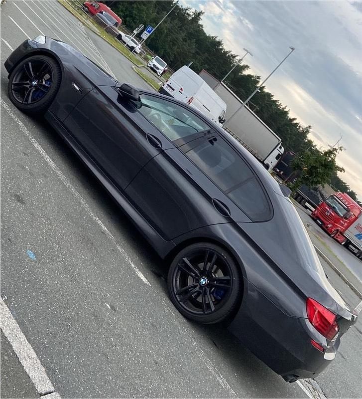 Andere farben Gebraucht 2012 BMW 530 M Sport Limousine | 12.000 € (Guter Preis) - Bild 1/4