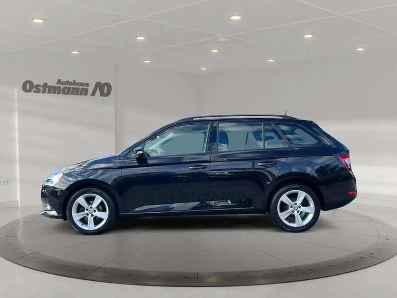 Gebraucht Skoda Fabia 60 PS (44 kW) 2022 Blackmagic perleffekt Kleinwagen