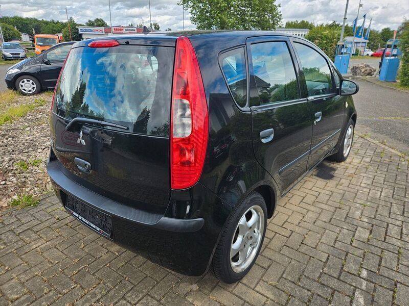 Gebraucht Mitsubishi Colt Invite 75 PS (55 kW) 2004 Kleinwagen